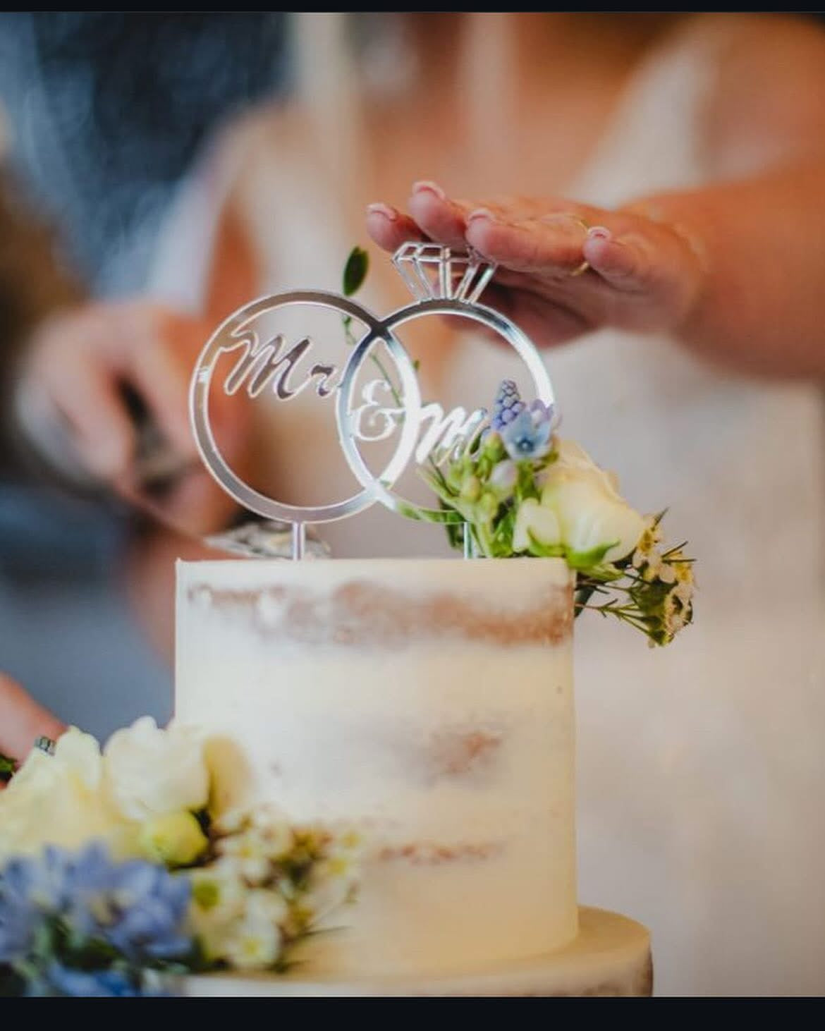 Gepersonaliseerde caketopper met ringen & initialen