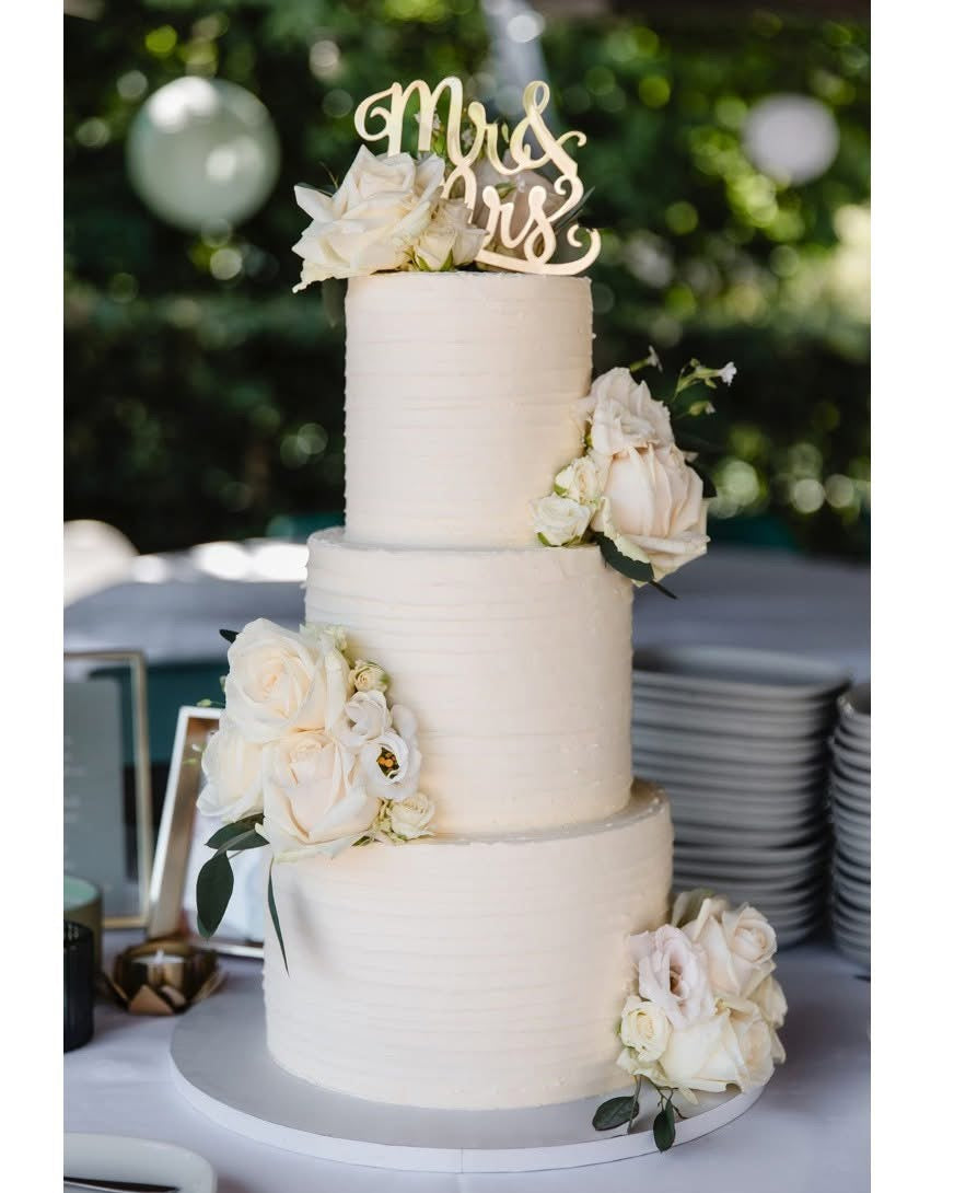 Mr & Mrs caketopper