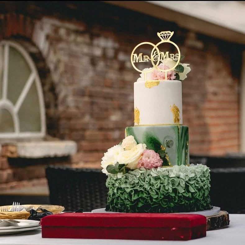 Gepersonaliseerde caketopper met ringen & initialen