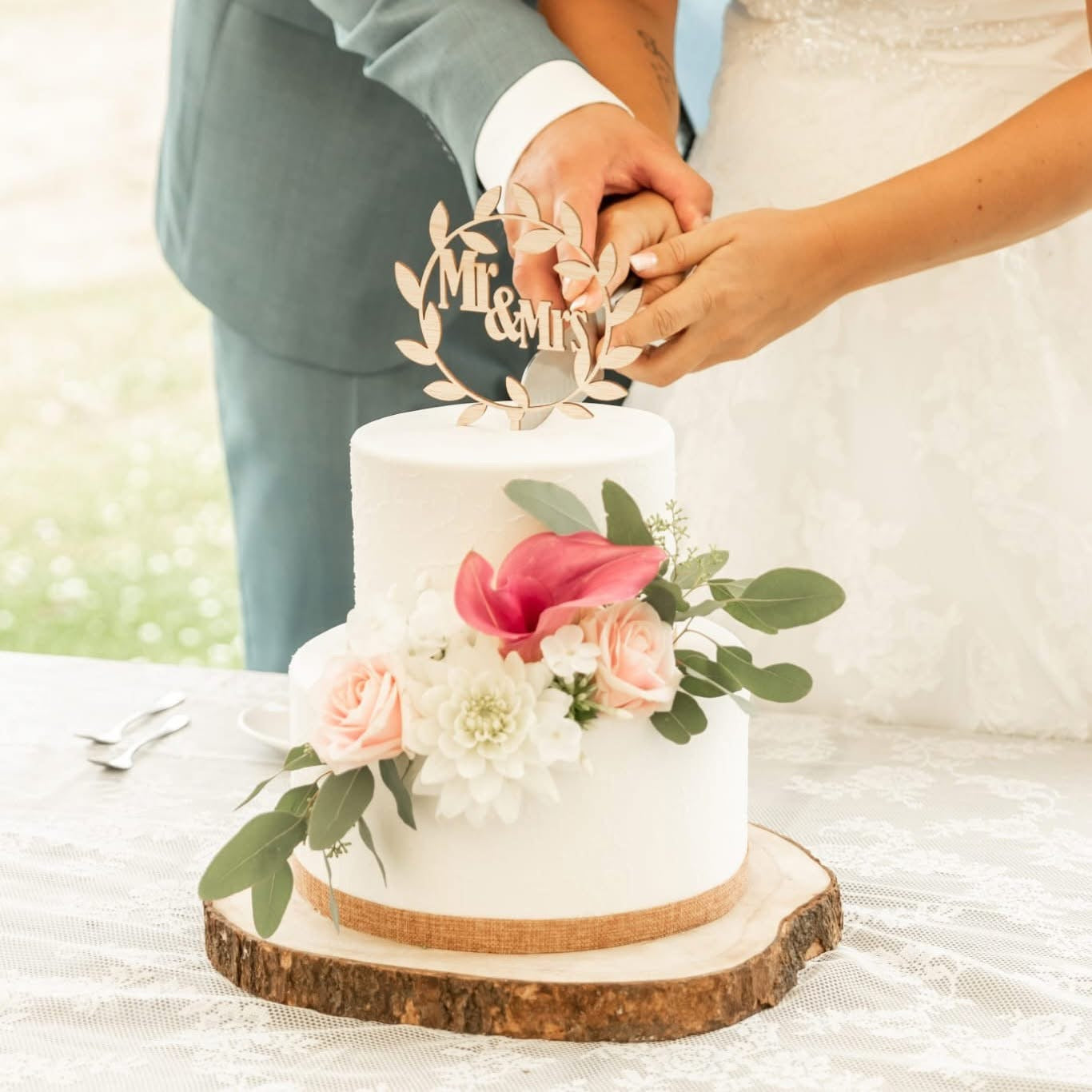 Mr & Mrs Caketopper