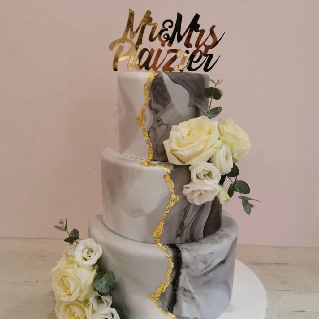 Gepersonaliseerde Mr & Mrs Caketopper met naam
