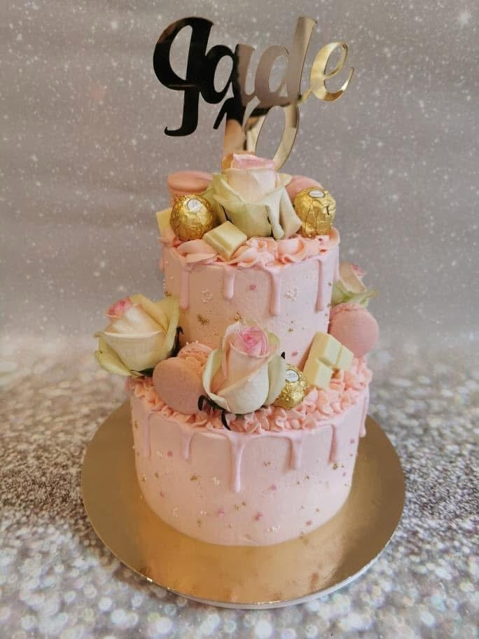 Gepersonaliseerde naam en cijfer Caketopper