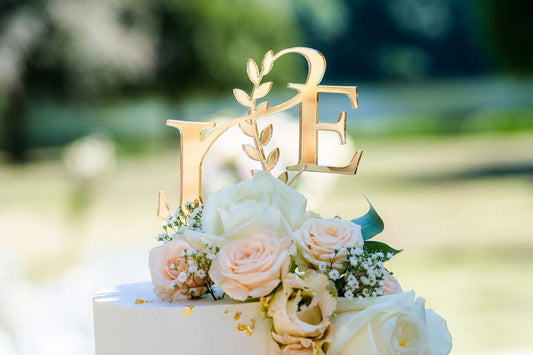 Gepersonaliseerde caketopper met initialen