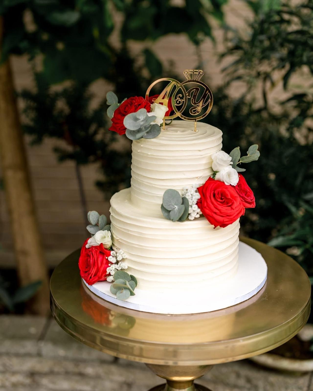 Gepersonaliseerde caketopper met ringen & initialen